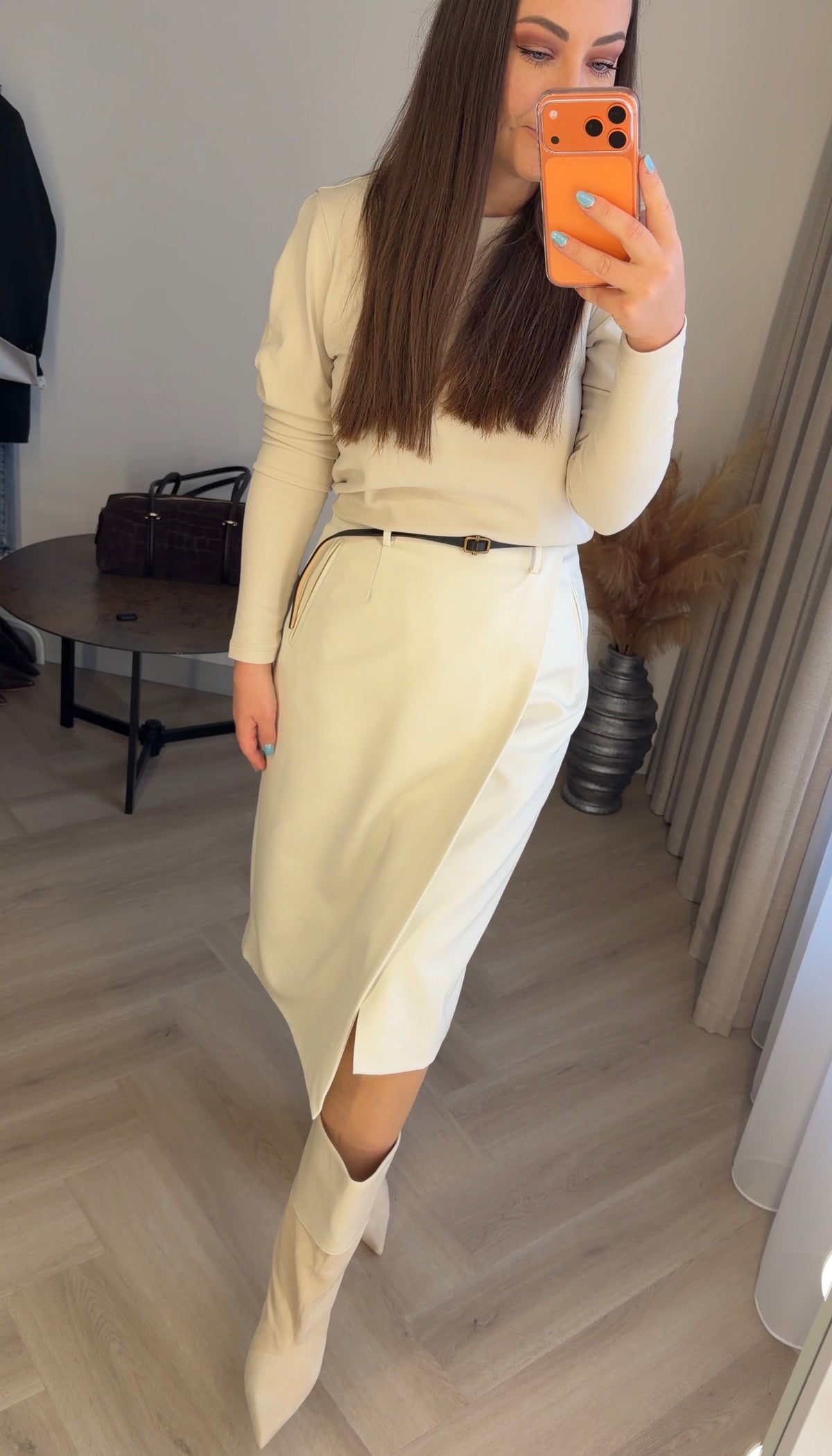 Lumina sijonas Clean Midi