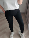 Tamprės Black